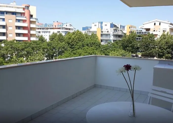 Elegante A Due Passi Dal Mare Апартаменты Монтесильвано